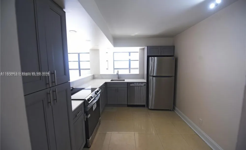 200 Leslie Dr #1124 Hallandale Beach, FL 33009