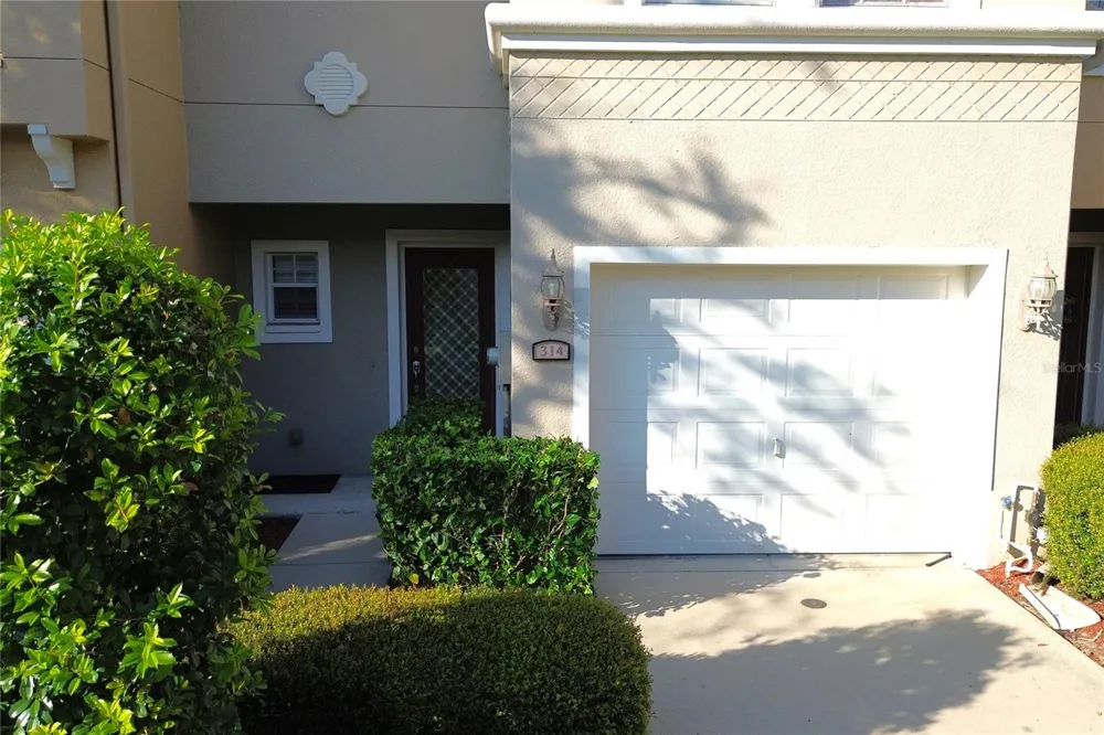 314 SUMMER CLOUDS PL Brandon, FL 33511