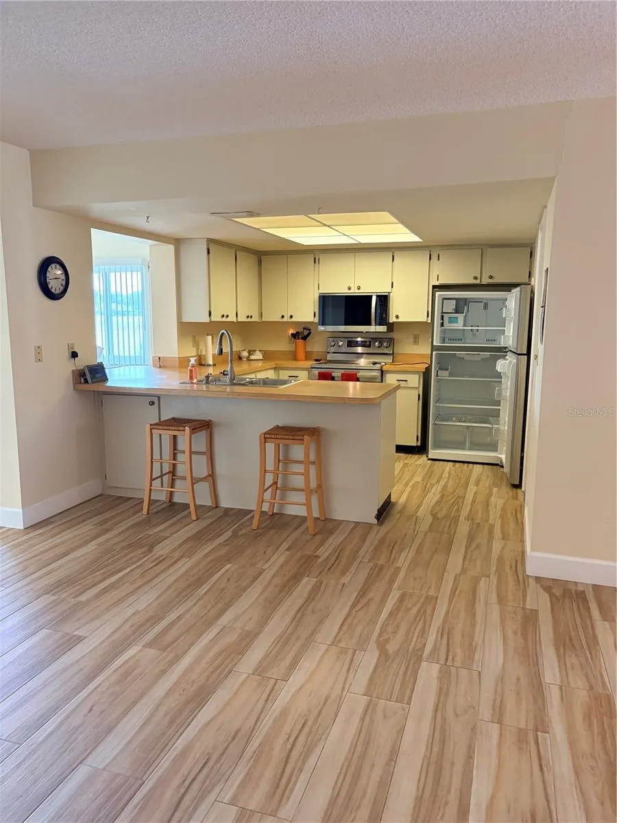 2117 HARLESTON #2117 Sun City Center, FL 33573