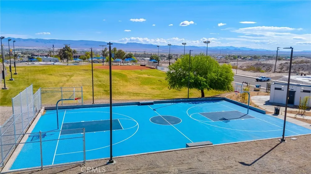 1181 Marina Needles, CA 92363