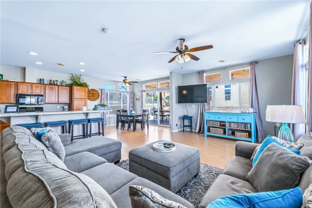 1181 Marina Needles, CA 92363