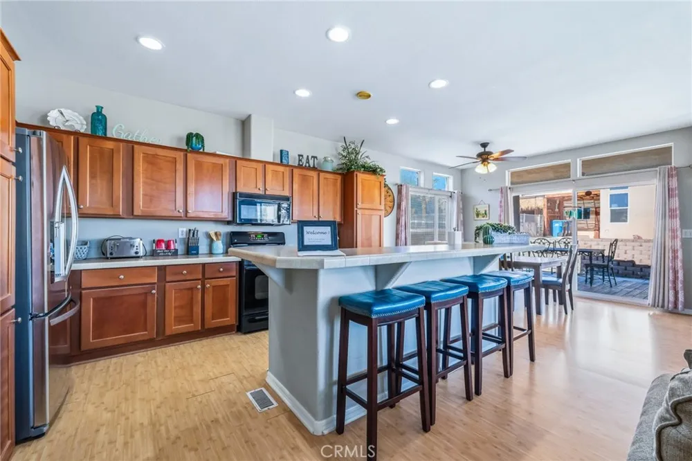 1181 Marina Needles, CA 92363