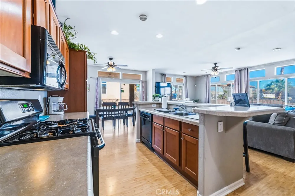 1181 Marina Needles, CA 92363