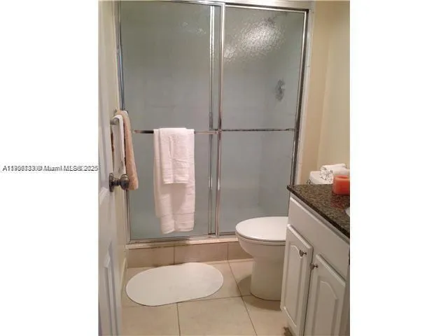 100 Bayview Dr #607 Sunny Isles Beach, FL 33160