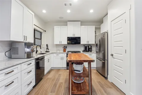3404 American Drive #1099