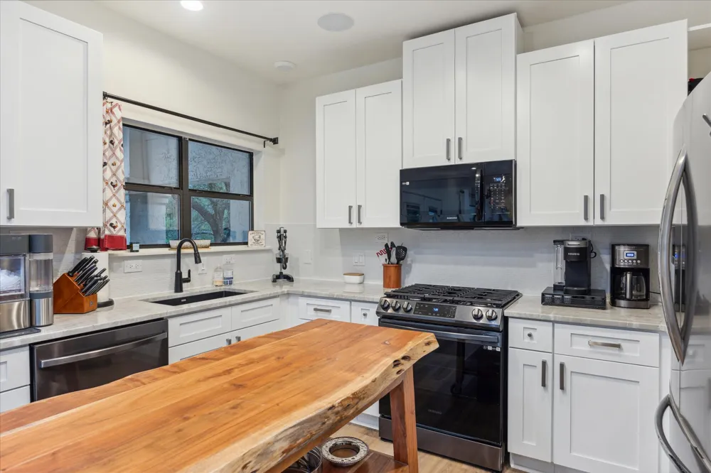 3404 American Drive #1099 Lago Vista, TX 78645