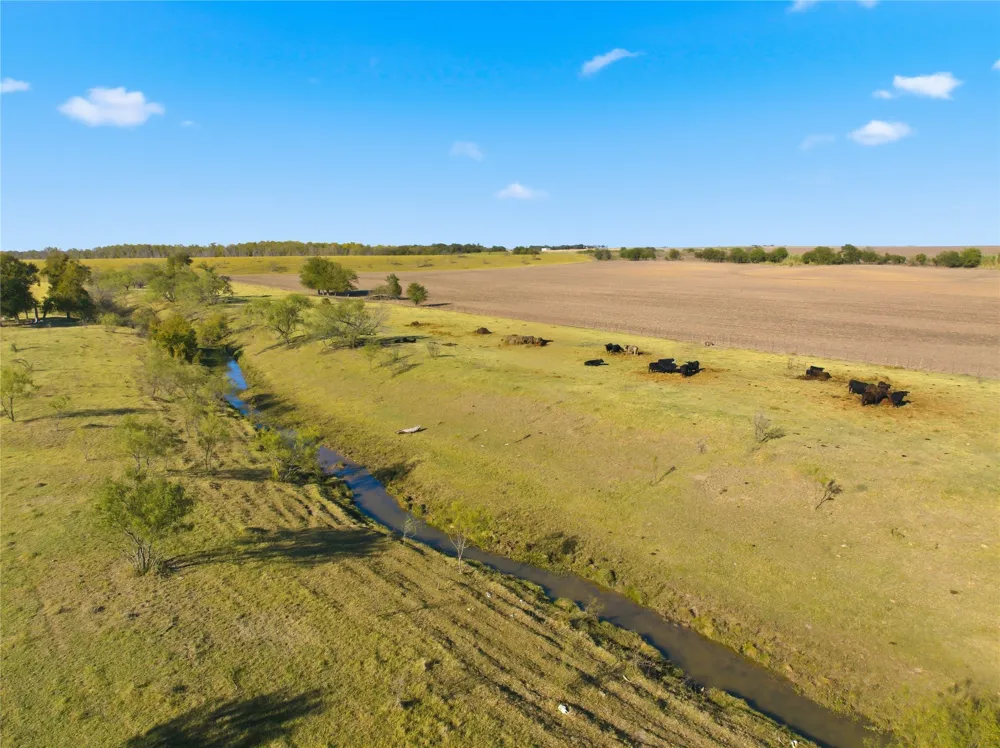2663 W Crabb Road West, TX 76691