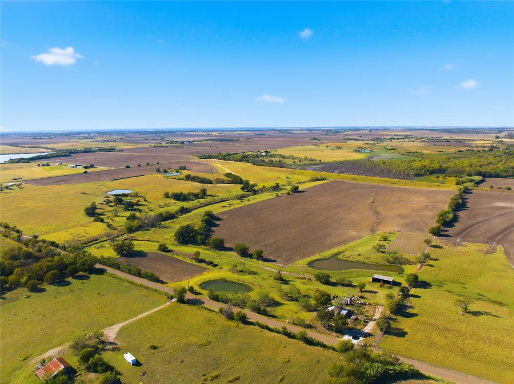2663 W Crabb Road West, TX 76691