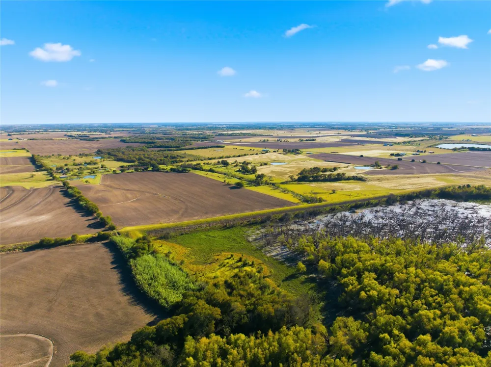 2663 W Crabb Road West, TX 76691