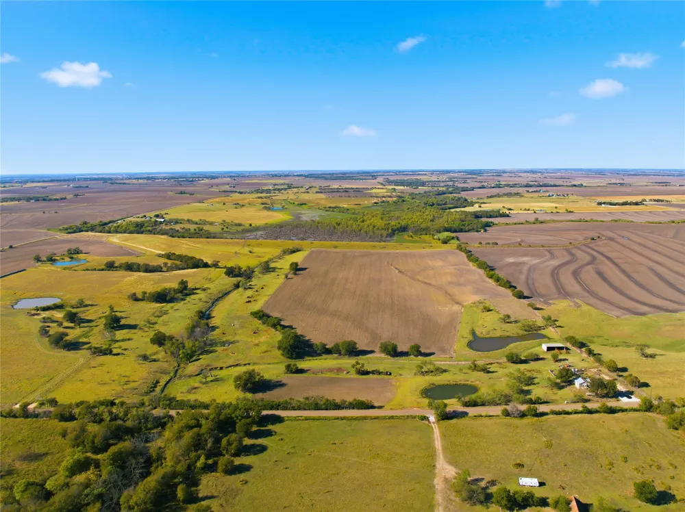 2663 W Crabb Road West, TX 76691