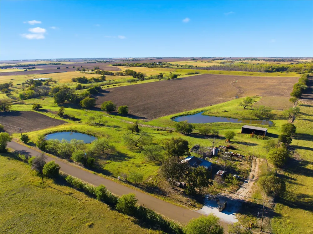 2663 W Crabb Road West, TX 76691