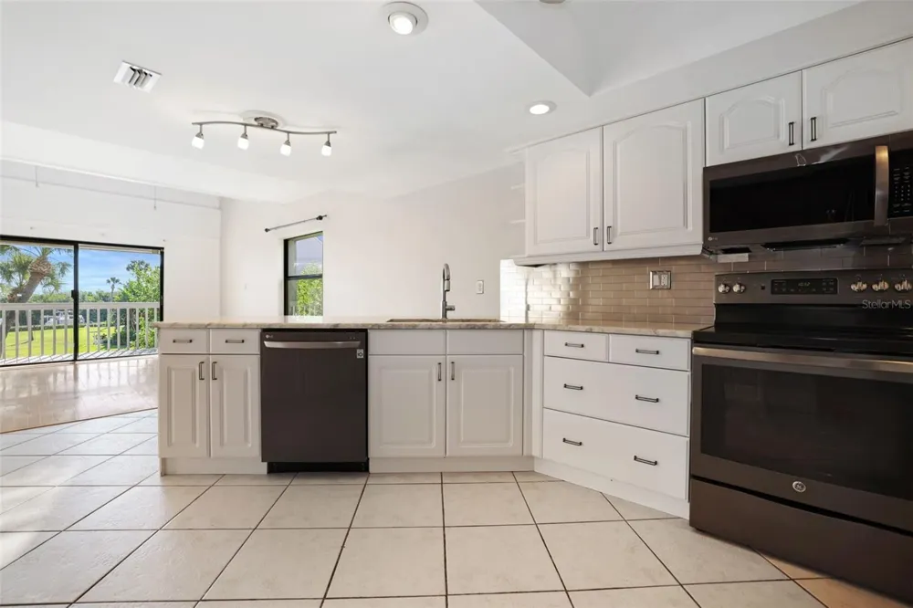 1355 PINELLAS BAYWAY S #19 Tierra Verde, FL 33715