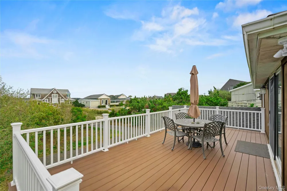 645 Dune Road Westhampton, NY 11977