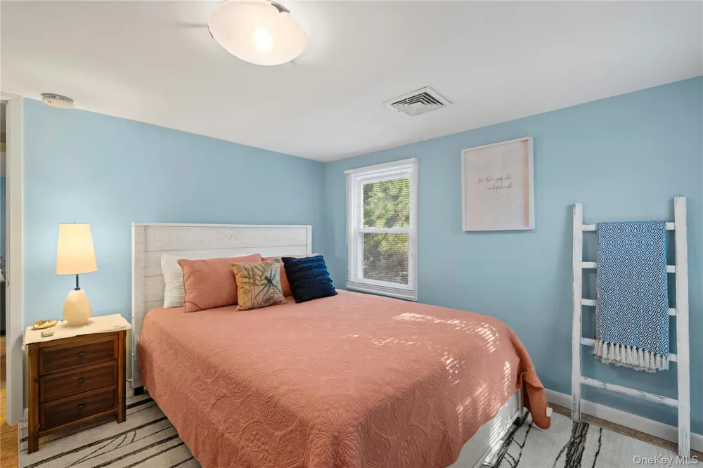 645 Dune Road Westhampton, NY 11977