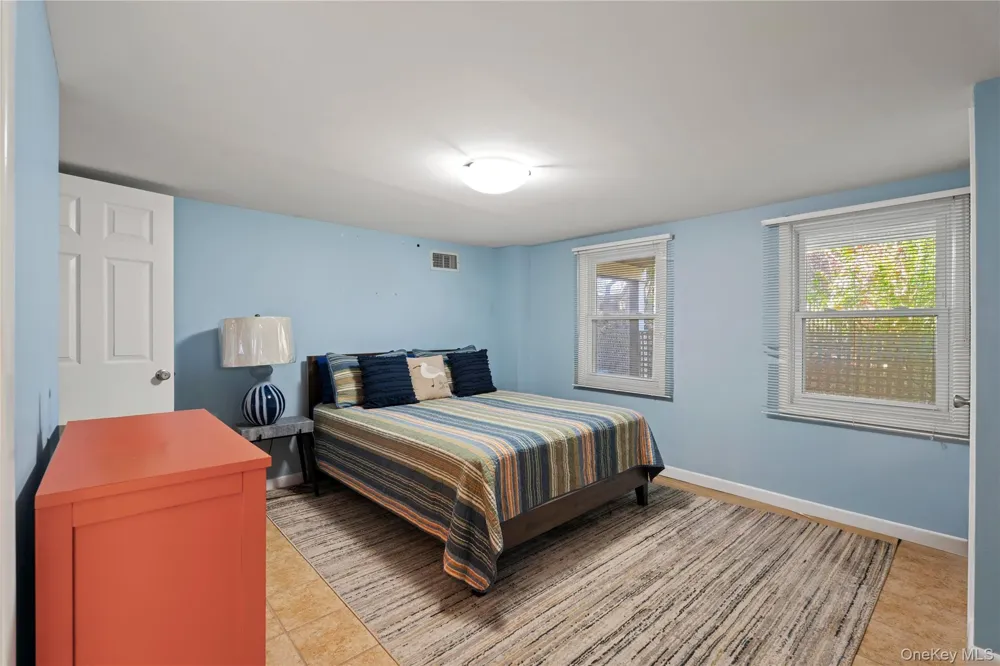 645 Dune Road Westhampton, NY 11977