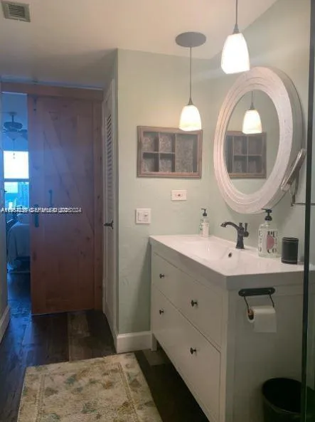 3111 Ocean Dr #811 Hollywood, FL 33019