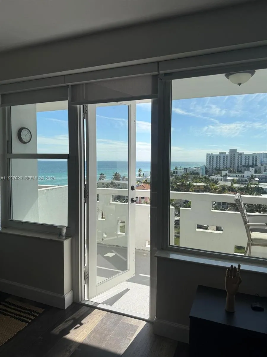 3111 Ocean Dr #811 Hollywood, FL 33019