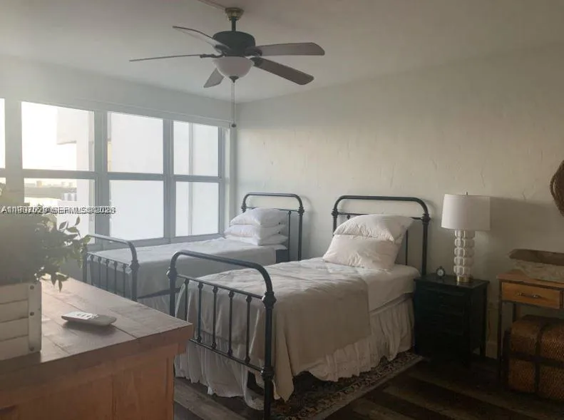3111 Ocean Dr #811 Hollywood, FL 33019