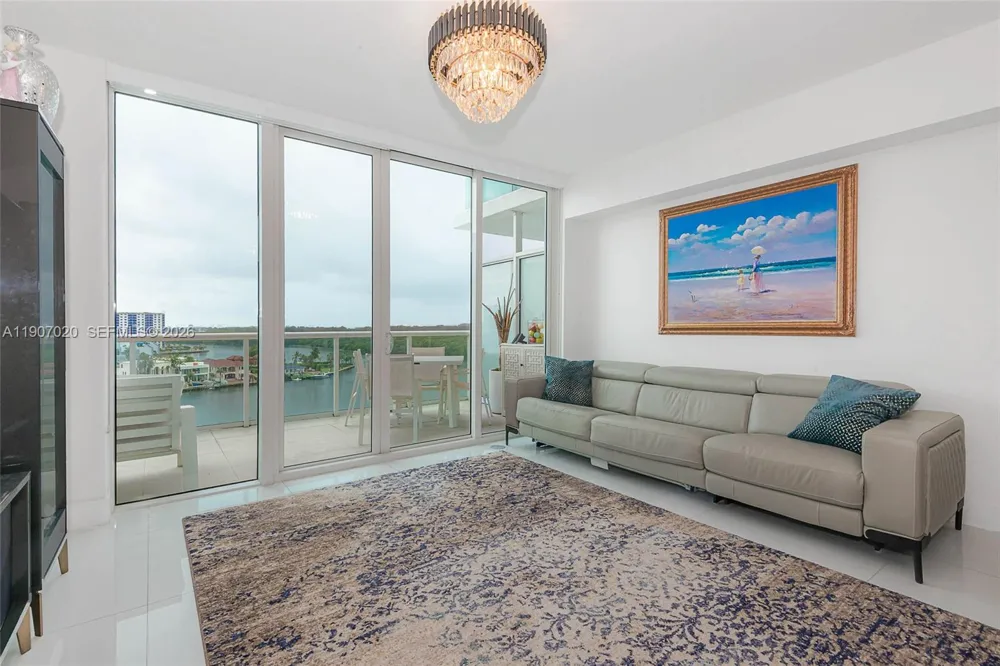 400 Sunny Isles Blvd #906 Sunny Isles Beach, FL 33160