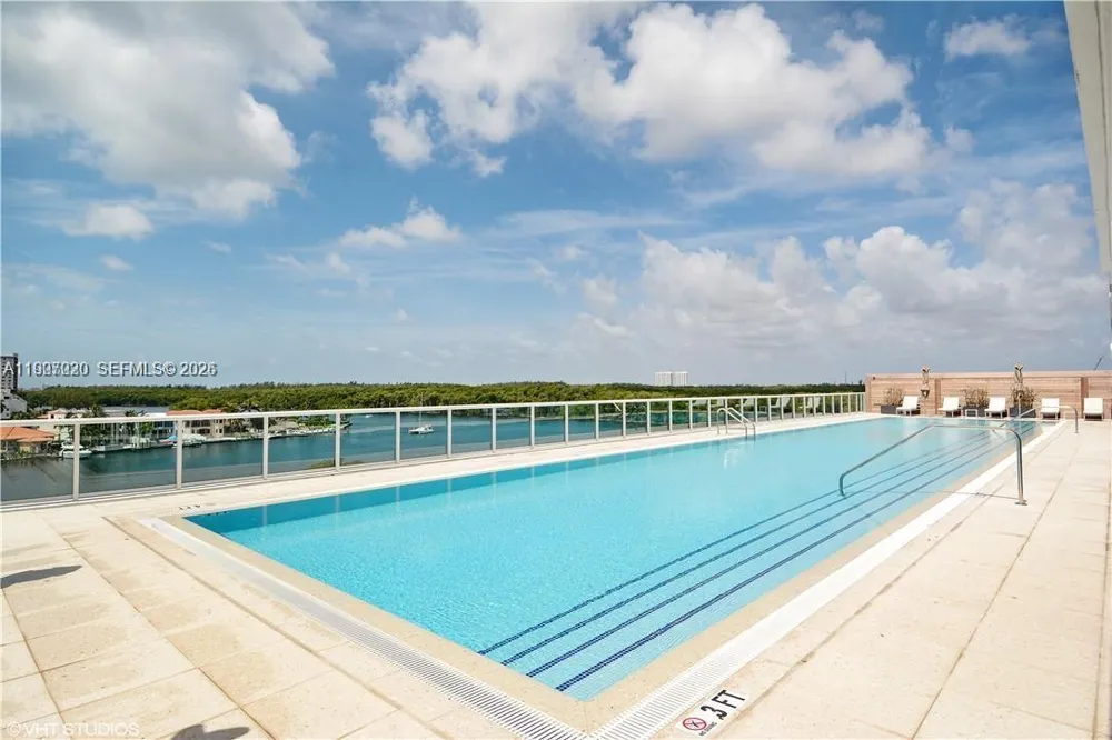 400 Sunny Isles Blvd #906 Sunny Isles Beach, FL 33160