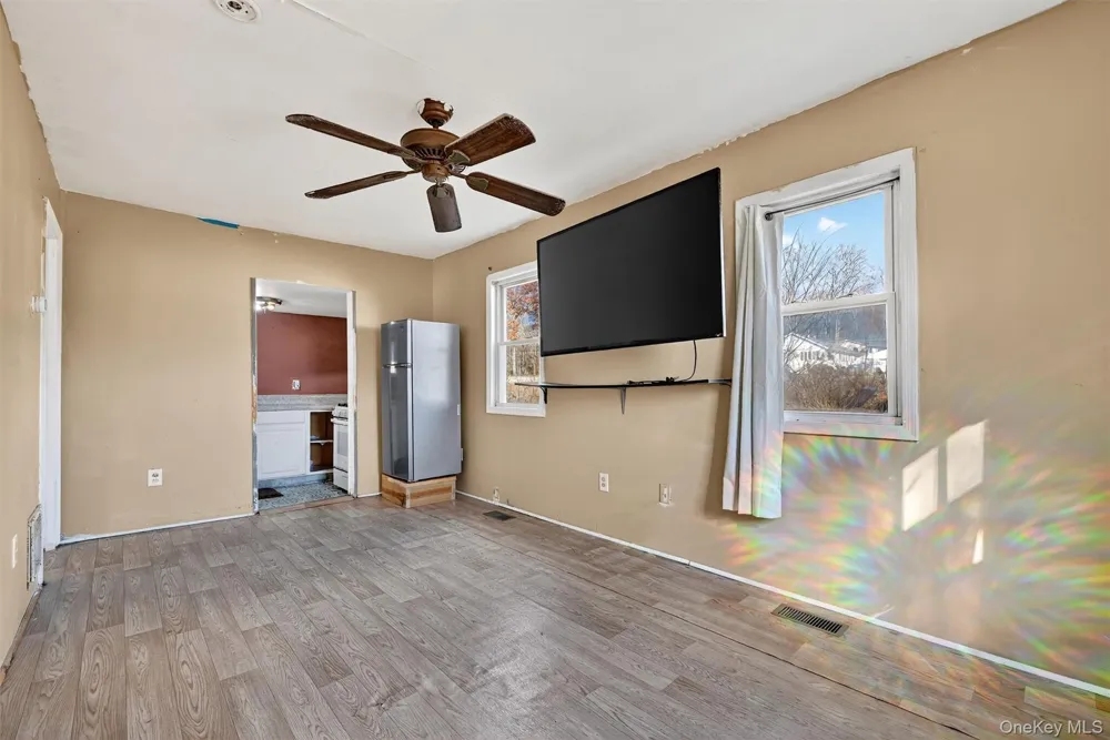 1187 Burlingham Road Pine Bush, NY 12566