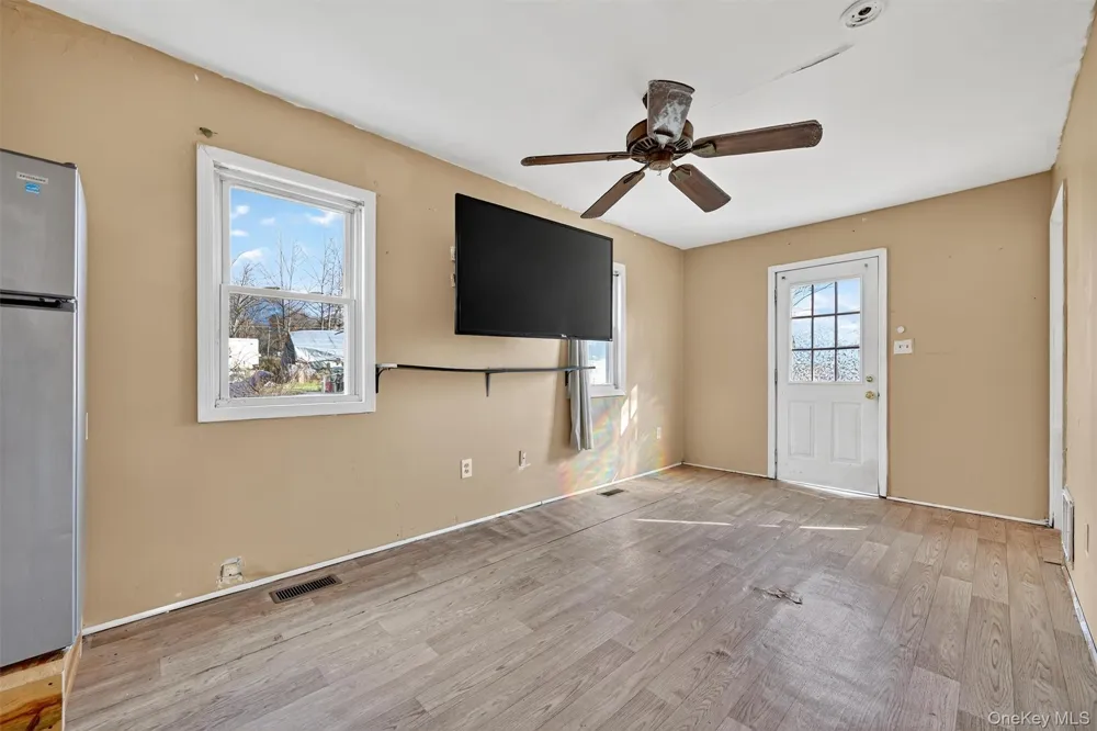 1187 Burlingham Road Pine Bush, NY 12566
