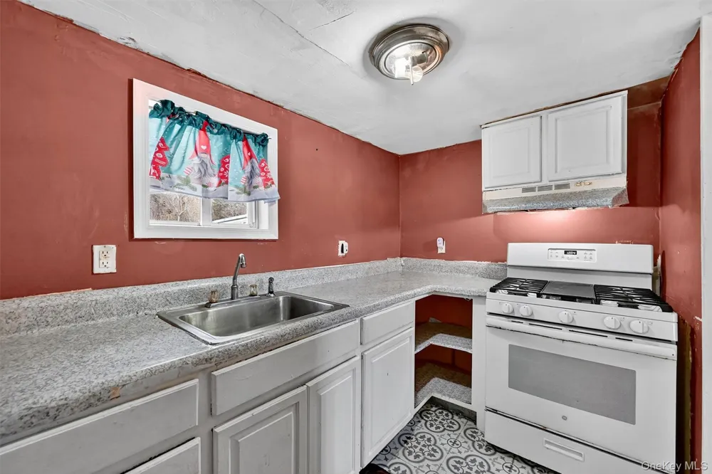 1187 Burlingham Road Pine Bush, NY 12566