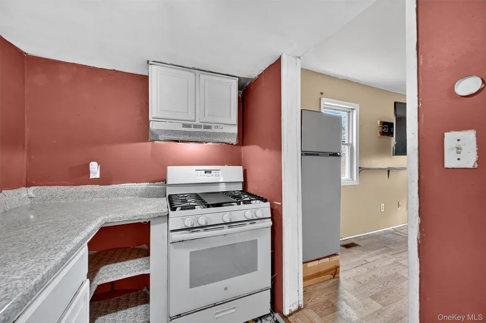 1187 Burlingham Road Pine Bush, NY 12566