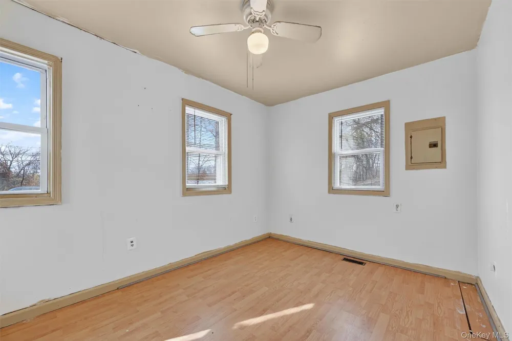 1187 Burlingham Road Pine Bush, NY 12566