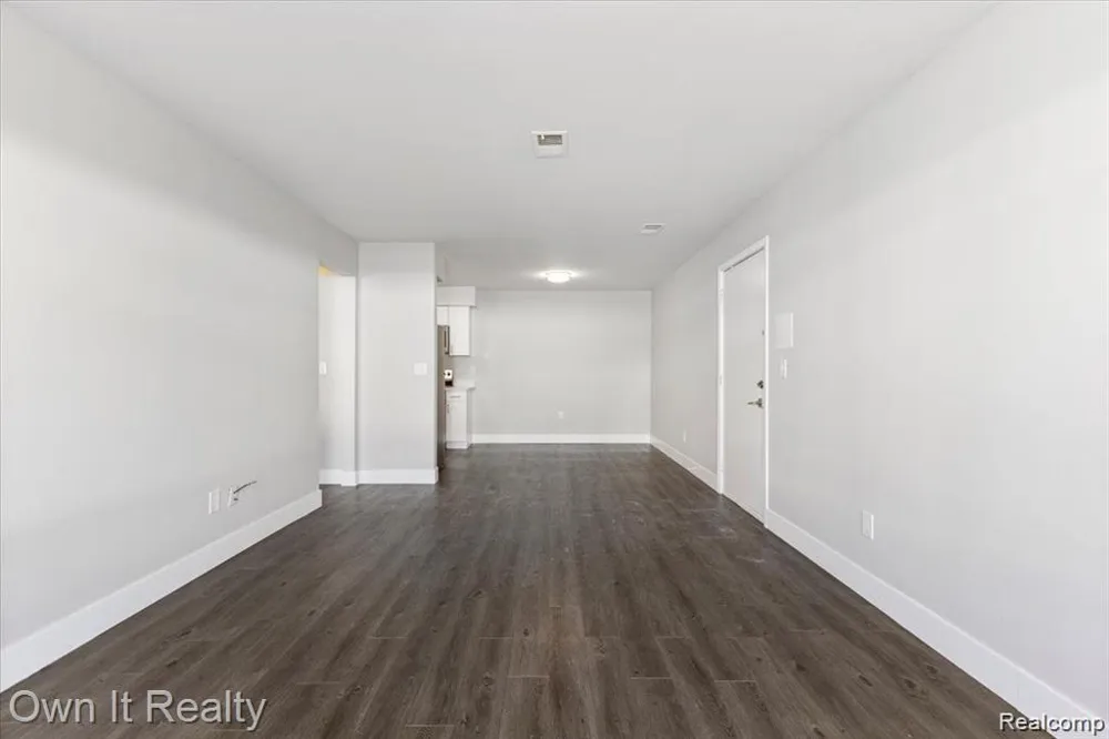 59314 Van Dyke Road Washington Township, MI 48094