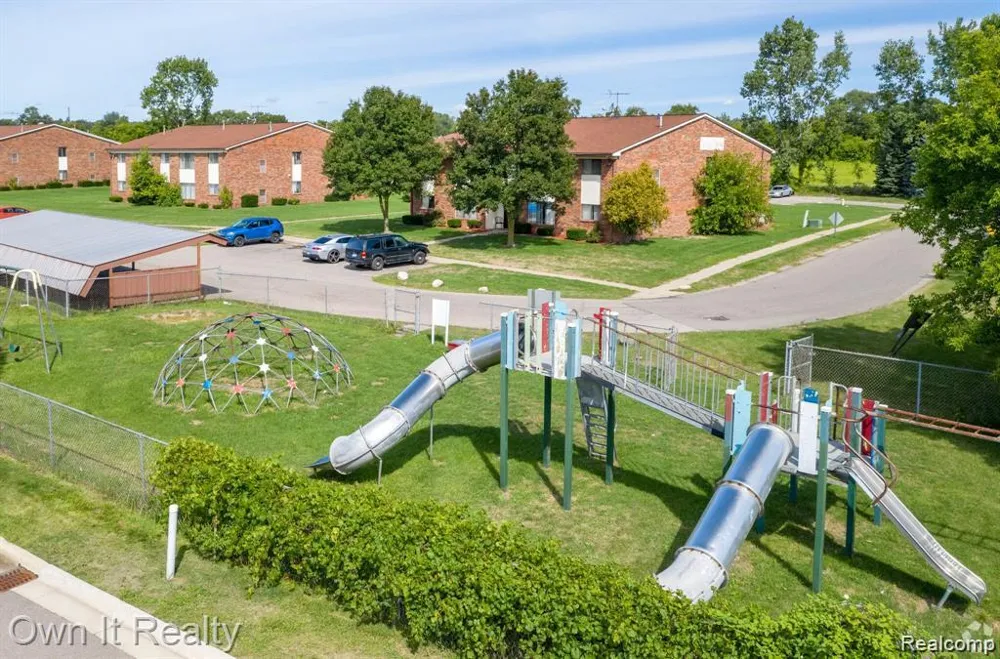 59314 Van Dyke Road Washington Township, MI 48094