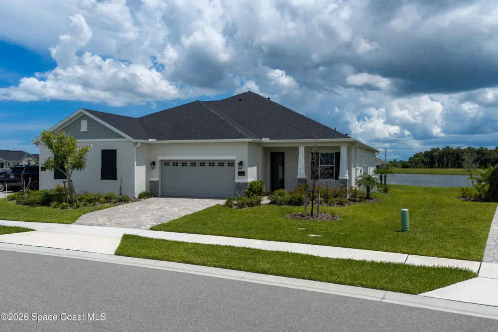 2938 Pangea Circle Melbourne, FL 32940