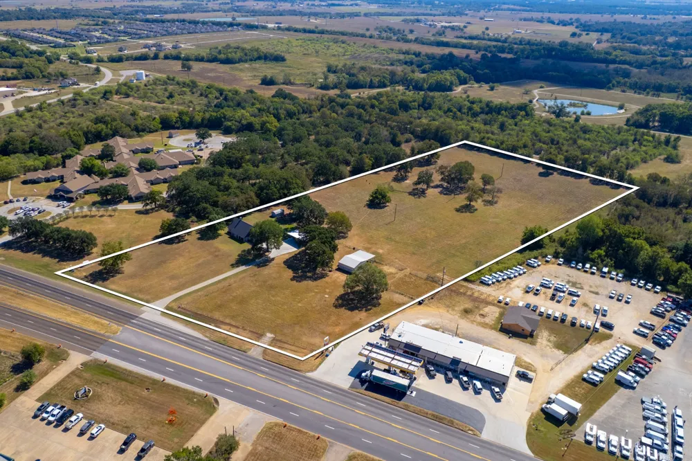 974 State Highway 21 Highway E Caldwell, TX 77836