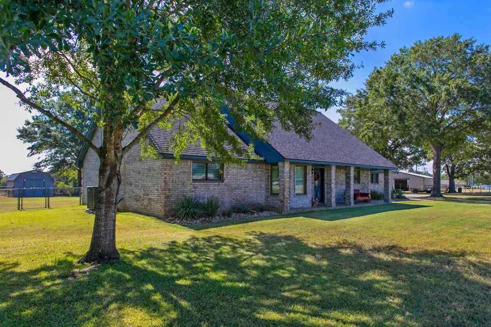 974 State Highway 21 Highway E Caldwell, TX 77836