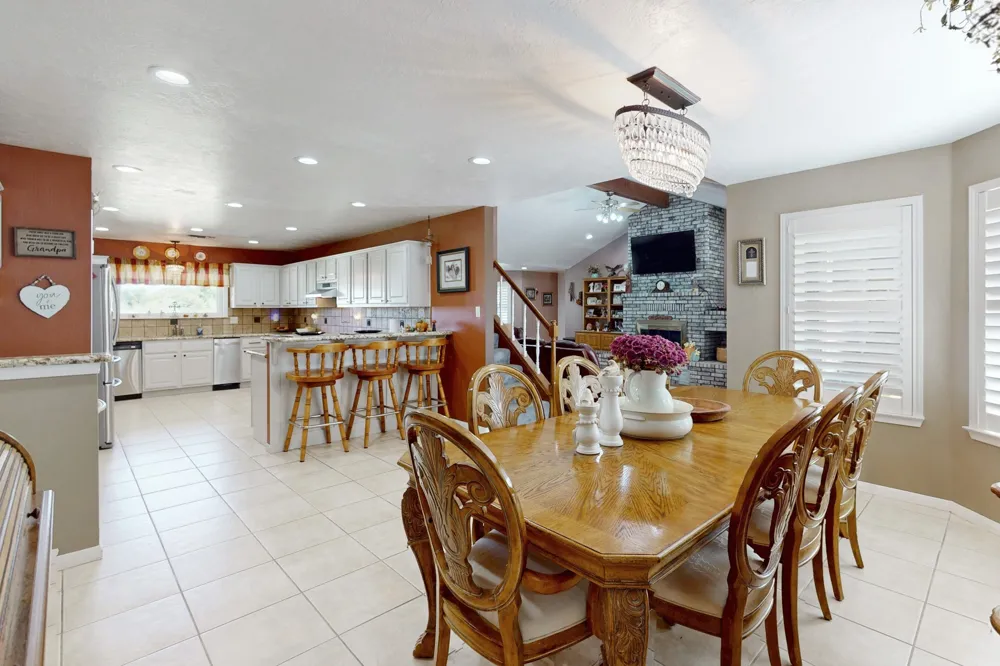 974 State Highway 21 Highway E Caldwell, TX 77836