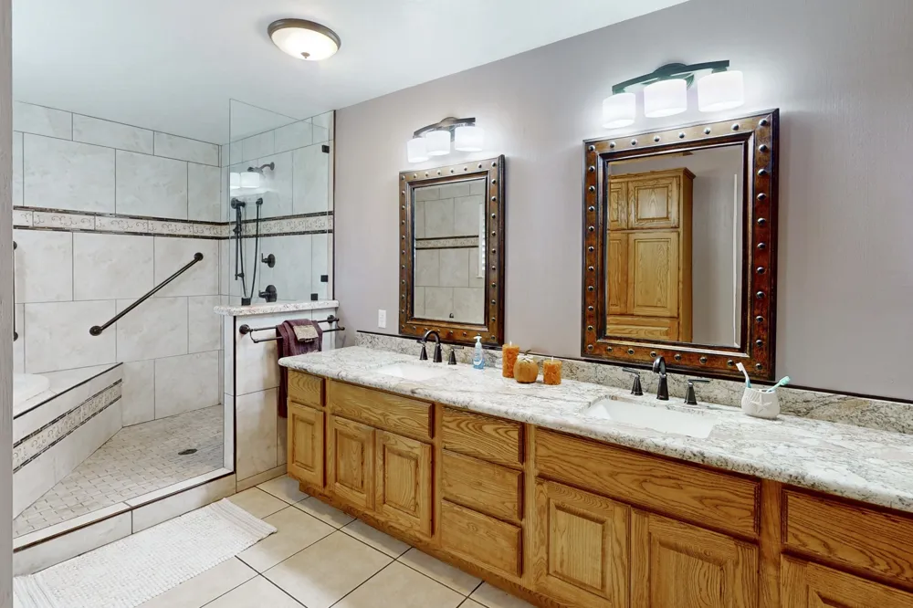974 State Highway 21 Highway E Caldwell, TX 77836