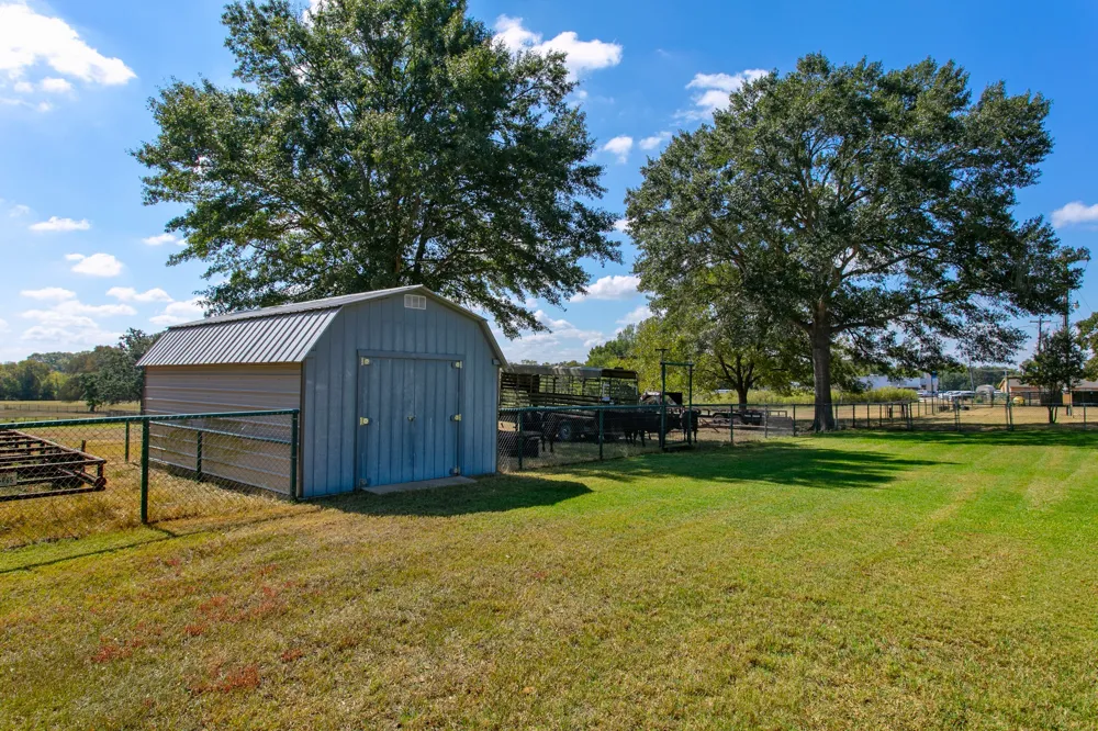 974 State Highway 21 Highway E Caldwell, TX 77836