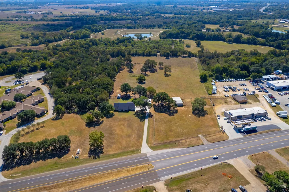 974 State Highway 21 Highway E Caldwell, TX 77836