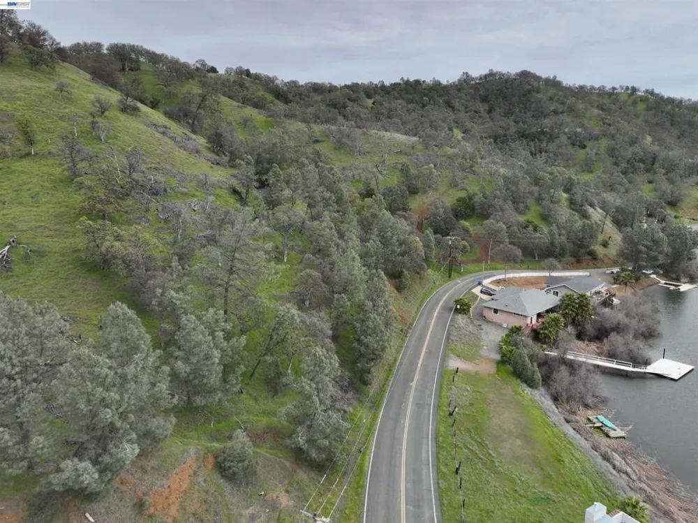 11130 Lakeshore Dr Clearlake, CA 95424