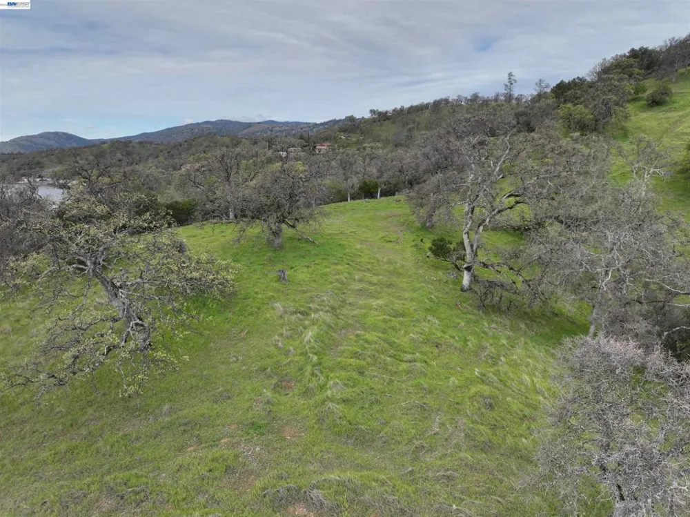 11130 Lakeshore Dr Clearlake, CA 95424