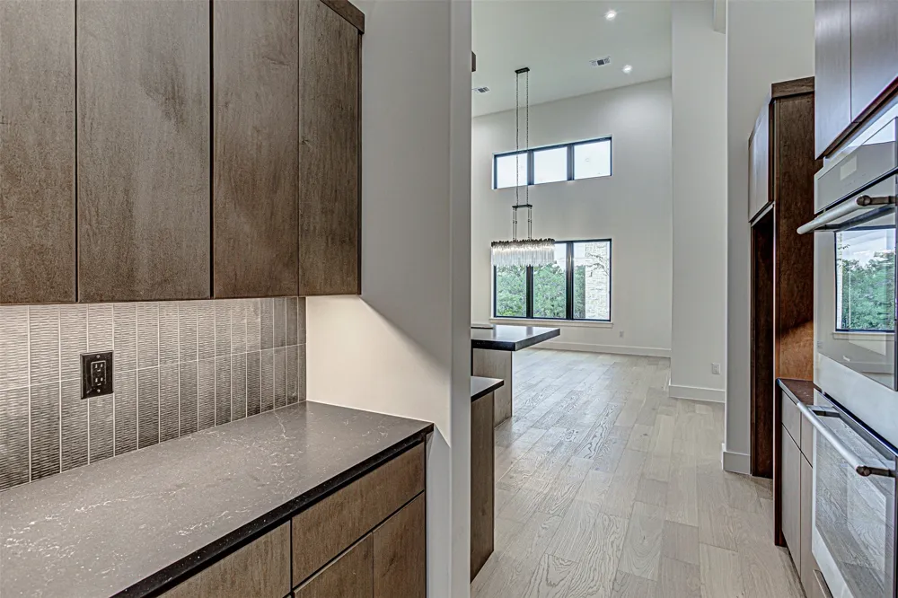 101 Manciano Horseshoe Bay, TX 78657
