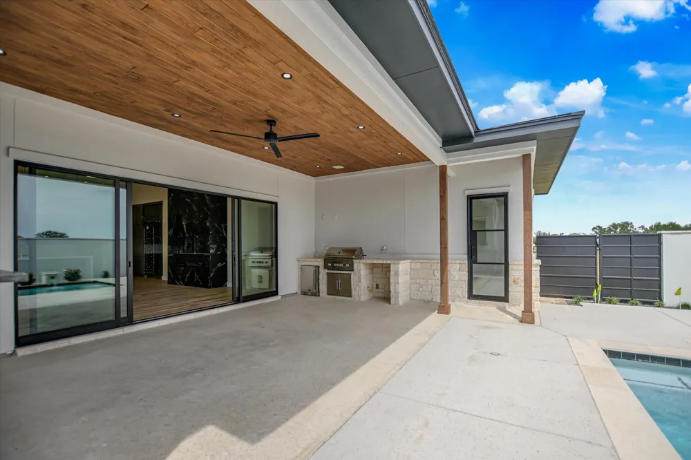 109 Island Court Horseshoe Bay, TX 78657