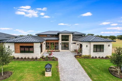 109 Island Court