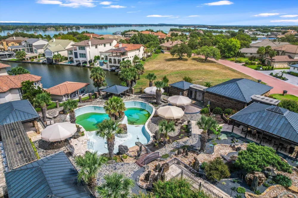 109 Island Court Horseshoe Bay, TX 78657