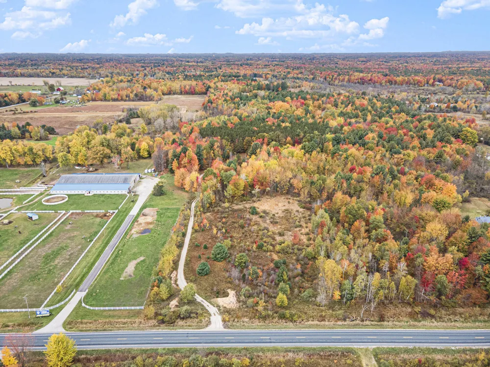 6325 Maple Island Road Nunica, MI 49448