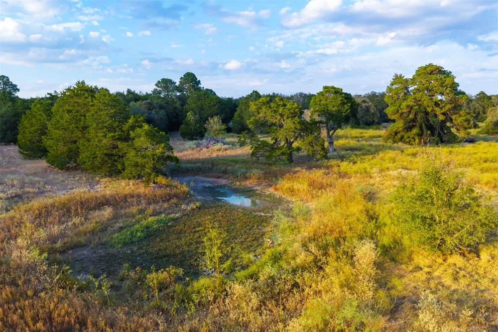 1400 Fm 535 Smithville, TX 78957