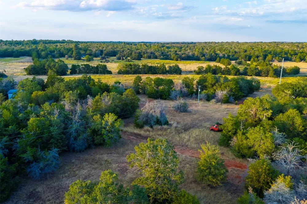 1400 Fm 535 Smithville, TX 78957