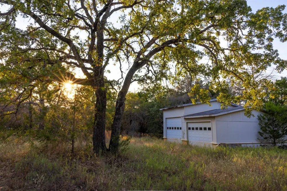 1400 Fm 535 Smithville, TX 78957