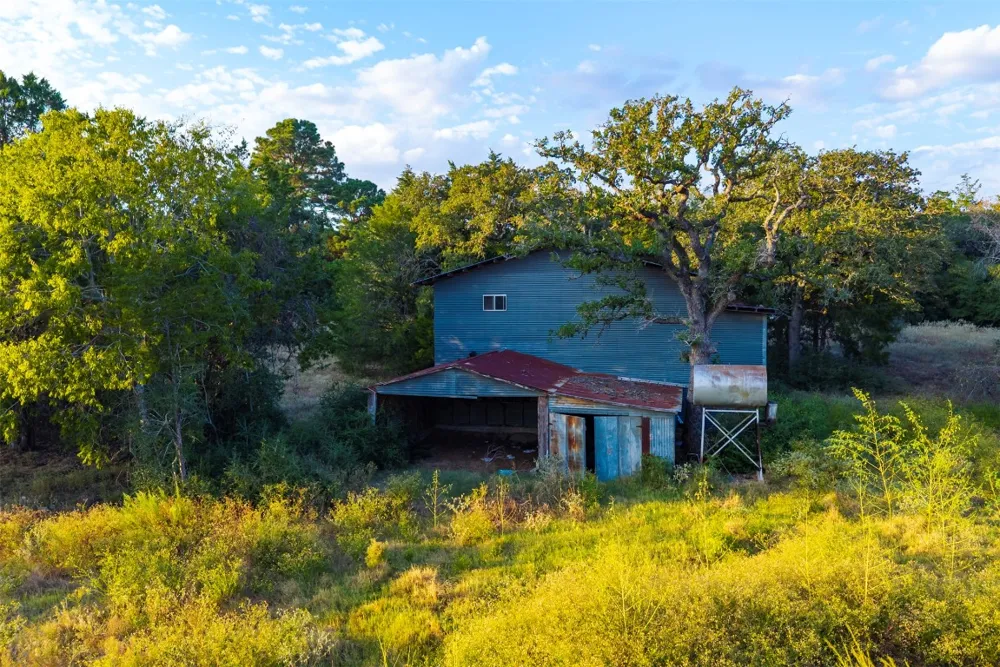 1400 Fm 535 Smithville, TX 78957