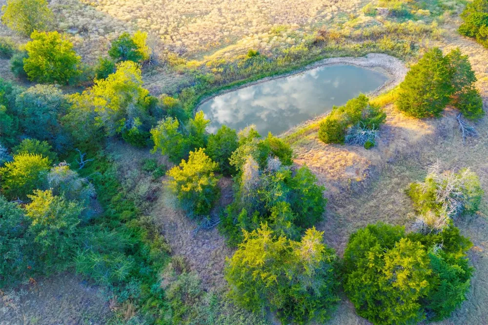 1400 Fm 535 Smithville, TX 78957